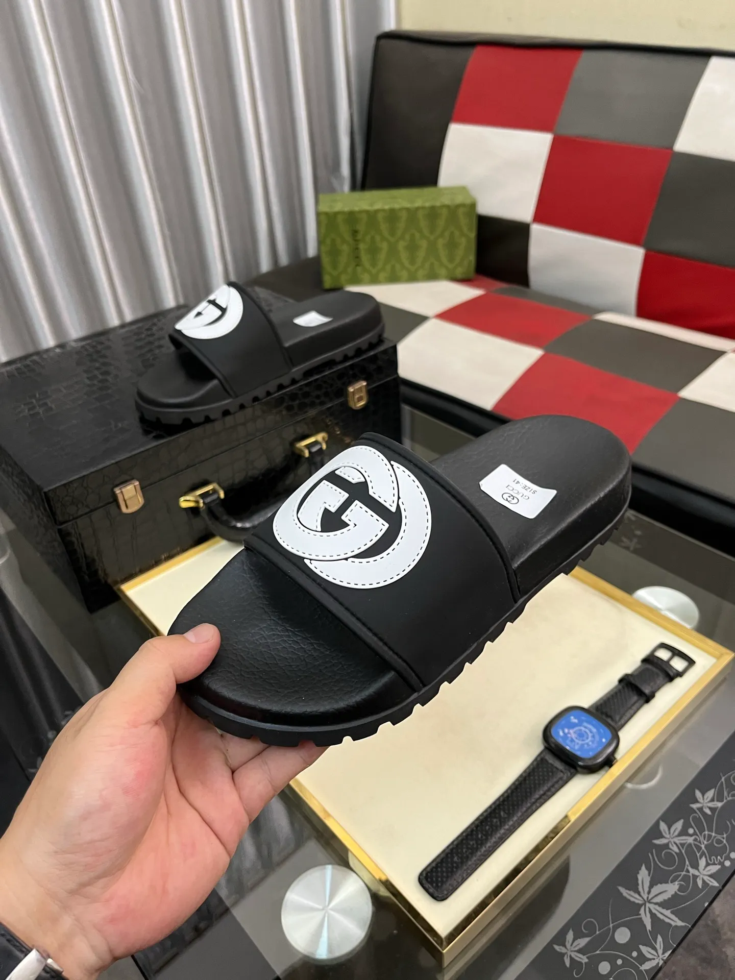 Men's men's shoes💰260⌚️⌚️ＧＵＣＣＩ.Gucci.Official website 1:1 popular slippers hot sale! Original original material 🩴 SIZE: 38-46 (45.46 non-refundable)